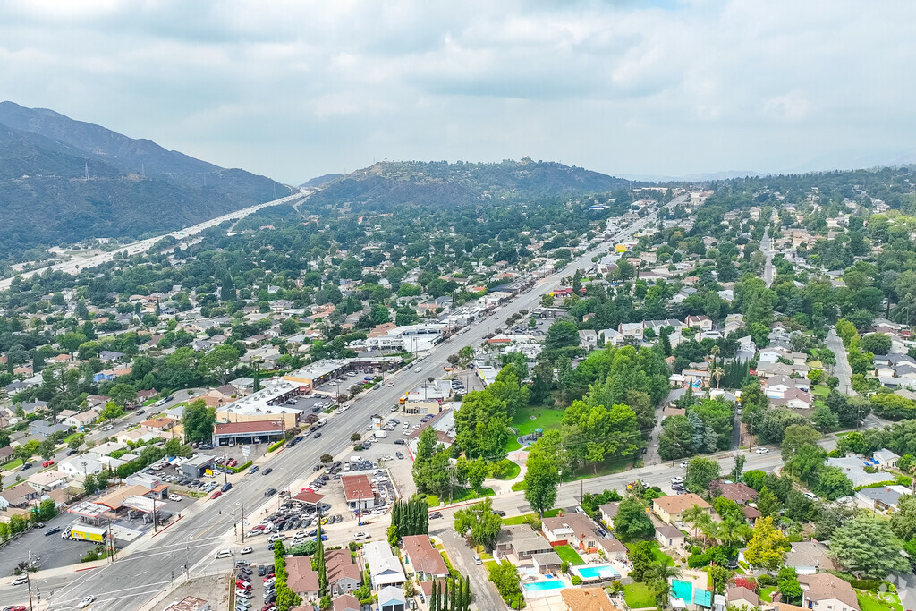 Tujunga Architect