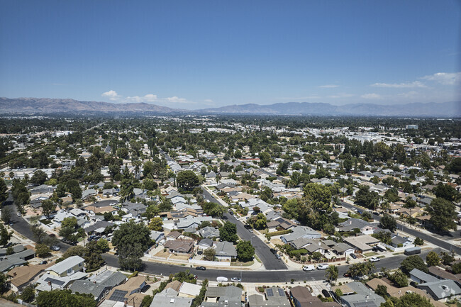 Reseda Architect
